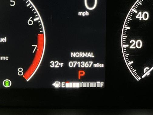 2023 Honda Pilot Touring 8-Passenger