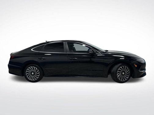 2021 Hyundai SONATA Limited 2.0T