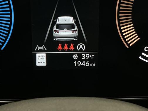 2025 Hyundai TUCSON SE