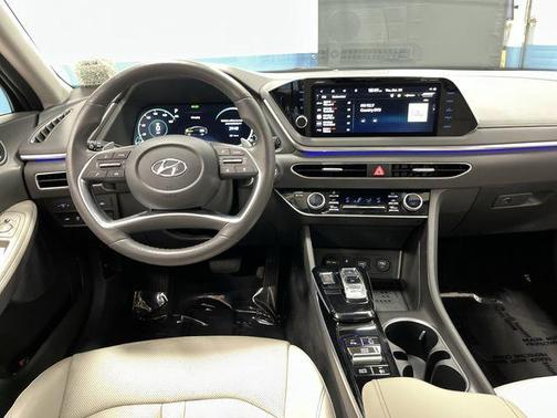 2023 Hyundai SONATA Hybrid Limited