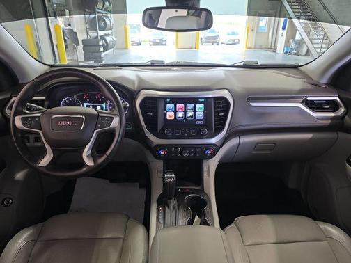 2017 GMC Acadia SLT-2