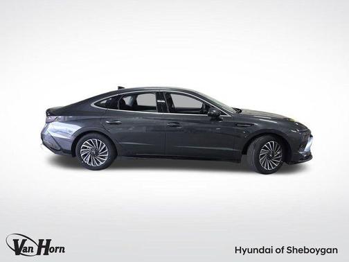 2025 Hyundai SONATA Hybrid SE