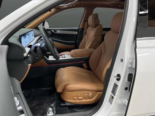 2025 Genesis GV80 2.5T