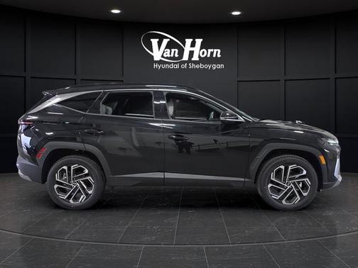 Phantom Black 2026 Hyundai TUCSON Limited