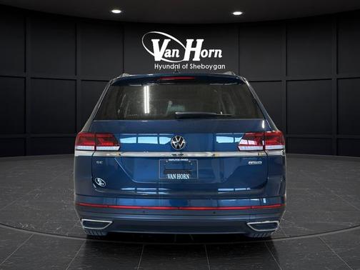 Blue 2021 Volkswagen Atlas 2.0T SE w/Technology 4MOTION