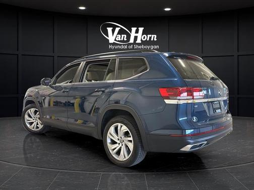 Blue 2021 Volkswagen Atlas 2.0T SE w/Technology 4MOTION