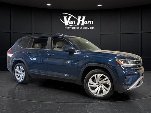 Blue 2021 Volkswagen Atlas 2.0T SE w/Technology 4MOTION
