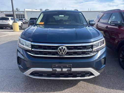 Blue 2021 Volkswagen Atlas 2.0T SE w/Technology 4MOTION