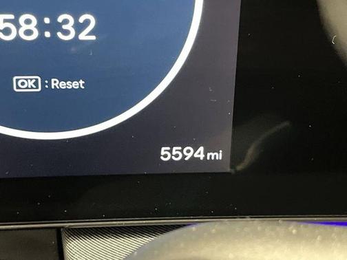 2024 Hyundai SONATA Hybrid Limited