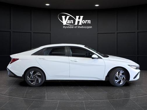 2025 Hyundai ELANTRA HEV Limited