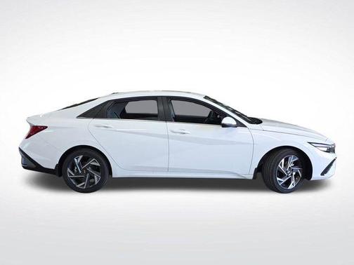 2025 Hyundai ELANTRA HEV Limited