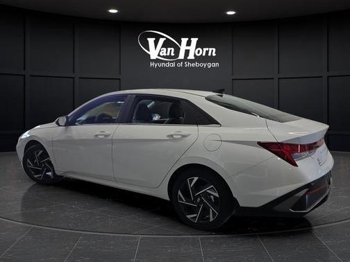 2025 Hyundai ELANTRA HEV Limited