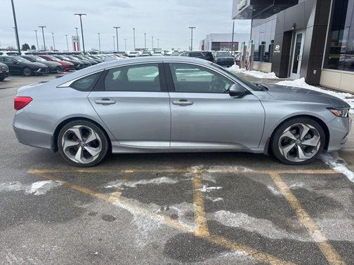 2019 Honda Accord Touring 2.0T