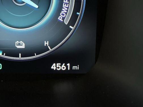2023 Hyundai SANTA FE HEV SEL Premium