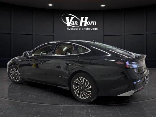 2026 Hyundai SONATA Hybrid Limited