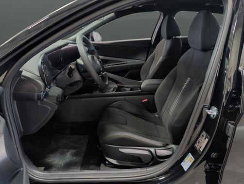 2026 Hyundai ELANTRA HEV SEL Sport