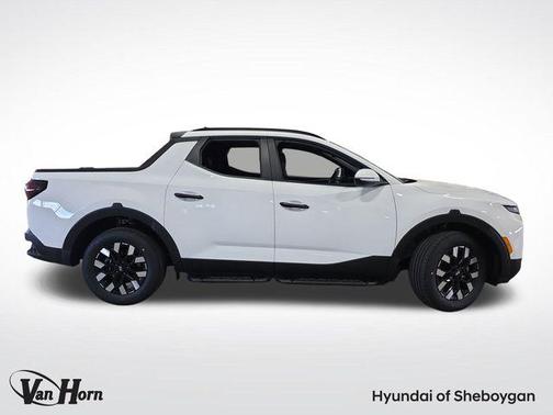 2025 Hyundai SANTA CRUZ SEL Activity