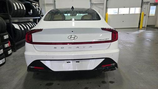 2020 Hyundai SONATA Limited