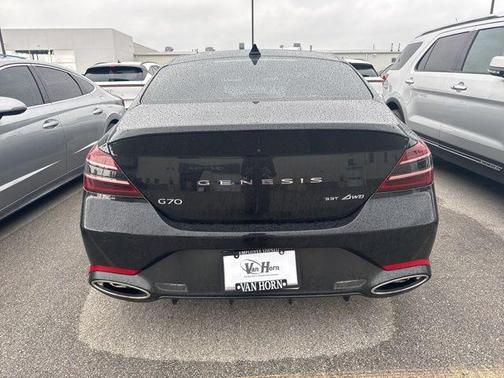 2022 Genesis G70 3.3T AWD