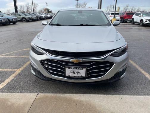 2021 Chevrolet Malibu FWD LT