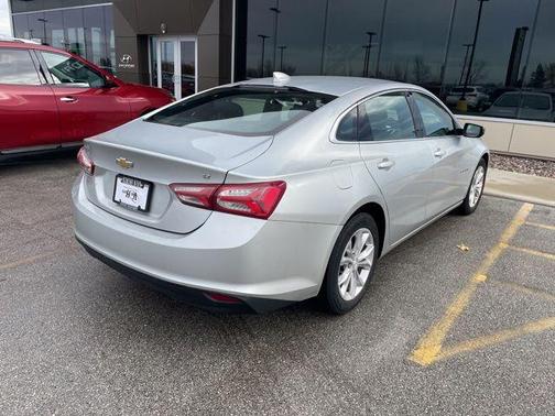 2021 Chevrolet Malibu FWD LT