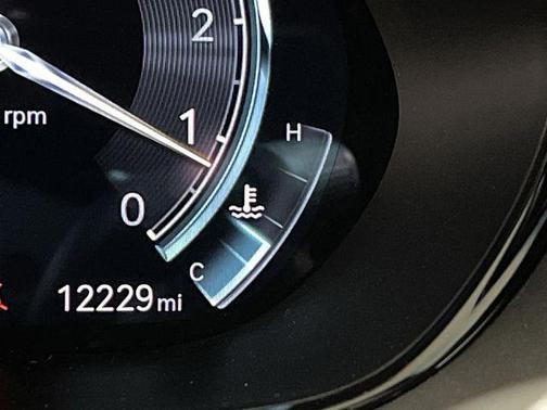 2024 Genesis GV70 3.5T AWD Sport