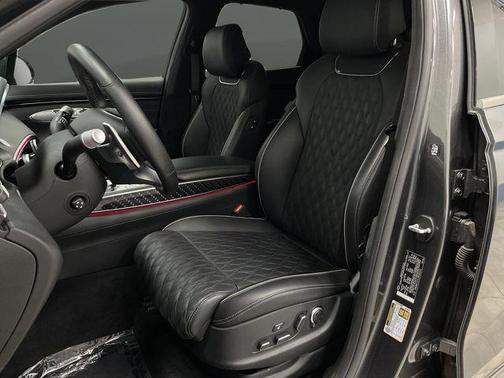 2024 Genesis GV70 3.5T AWD Sport