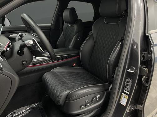 2024 Genesis GV70 3.5T AWD Sport