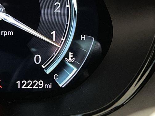 2024 Genesis GV70 3.5T AWD Sport