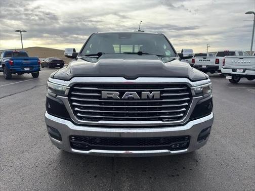 2025 RAM 1500 Laramie Crew Cab 4x4 57' Box