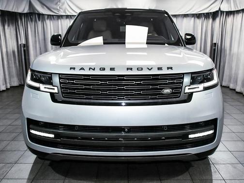 2023 Land Rover Range Rover P400 SE LWB 7 Seat