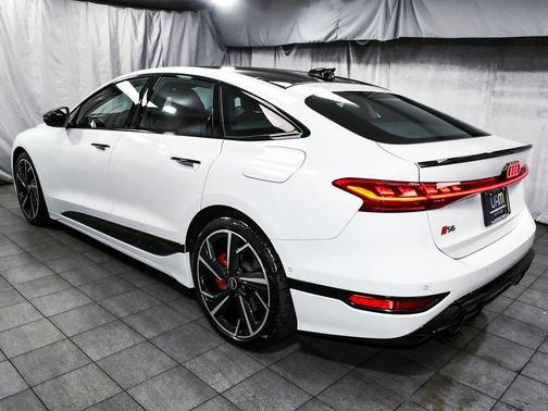 2025 Audi S6 e-tron Prestige