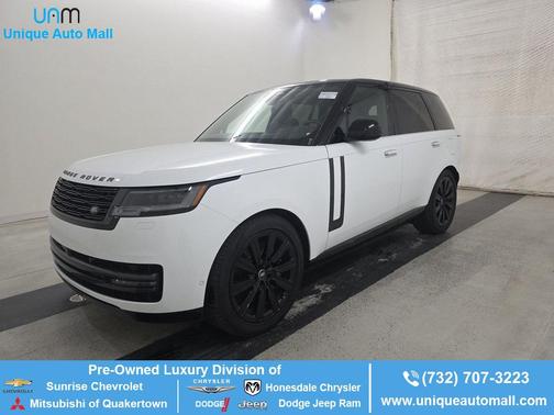 2025 Land Rover Range Rover P550e SE