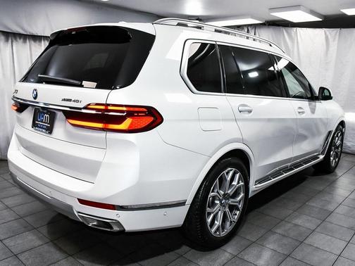 2024 BMW X7 xDrive40i