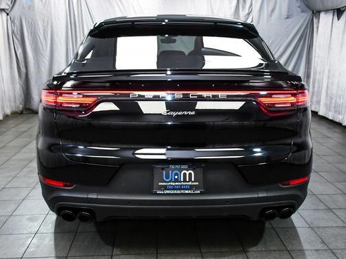 Black 2023 Porsche Cayenne Platinum Edition