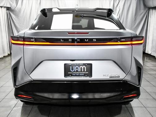 2024 Lexus RZ 450e Premium