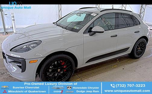 Tan 2021 Porsche Macan Macan GTS