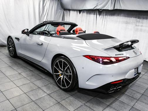 2022 Mercedes-Benz AMG SL 63 Base