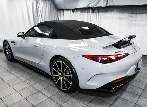 2022 Mercedes-Benz AMG SL 63 Base