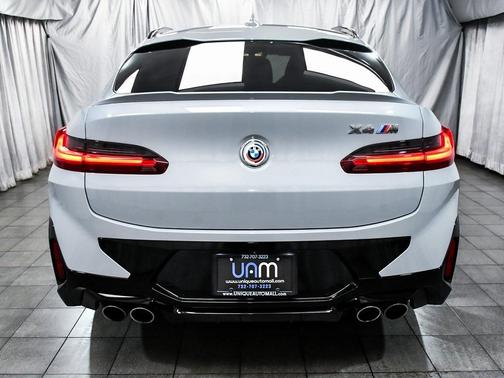 2023 BMW X4 M AWD