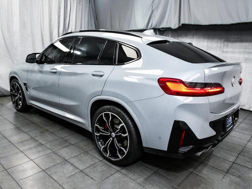 2023 BMW X4 M AWD