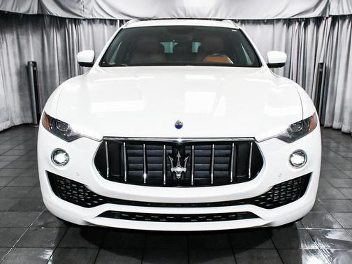 2021 Maserati Levante Base