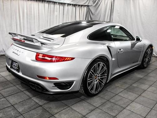 2015 Porsche 911 Turbo S