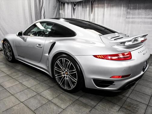 2015 Porsche 911 Turbo S