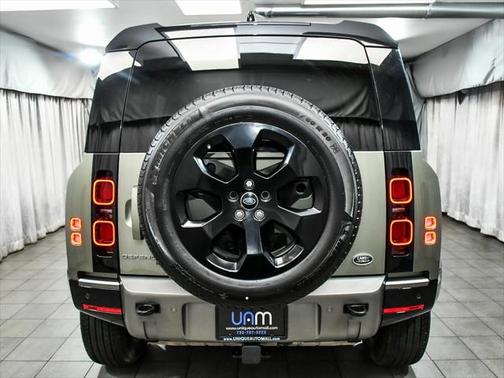 2021 Land Rover Defender 110 X-Dynamic SE