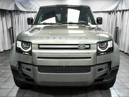 2021 Land Rover Defender 110 X-Dynamic SE