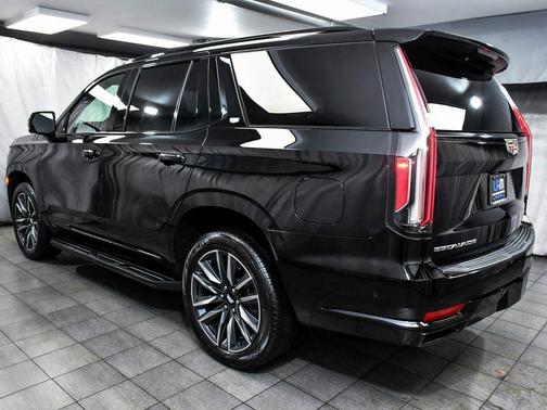 2024 Cadillac Escalade Sport