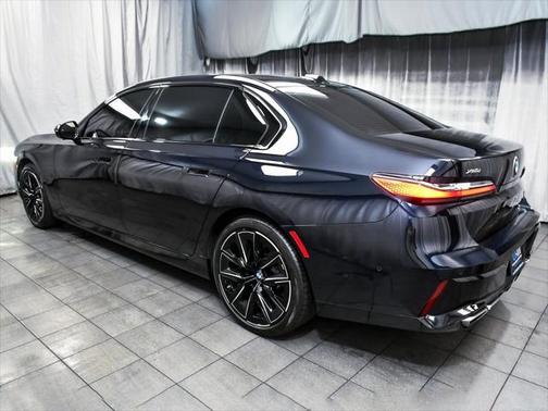2023 BMW 760 i xDrive