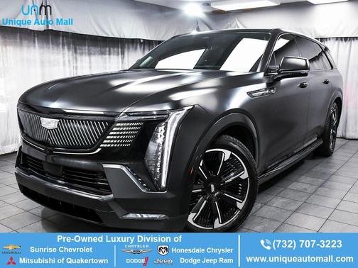 2025 Cadillac Escalade IQ Sport 2