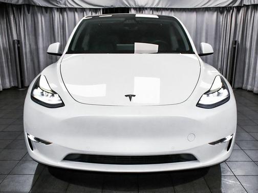 2022 Tesla Model Y Performance Dual Motor All-Wheel Drive